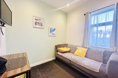 Derby Road, Lenton, Nottingham - Image 3